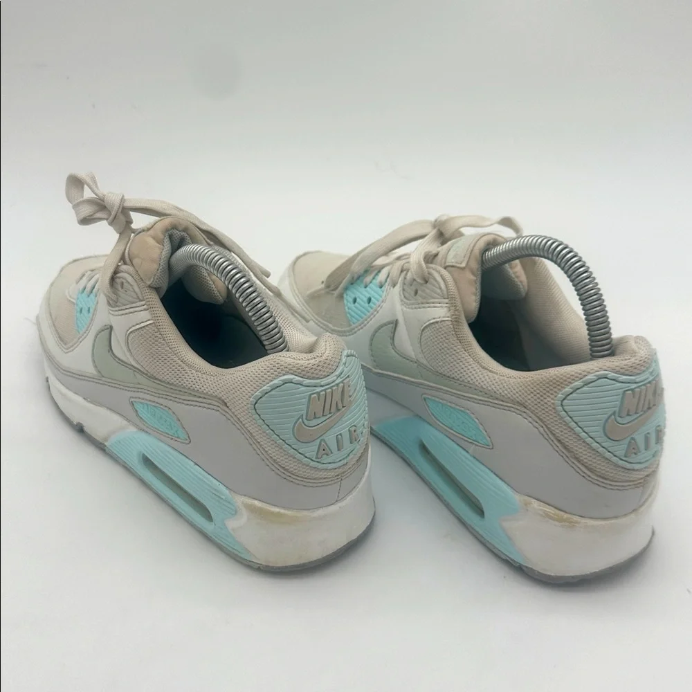 Nike Air Max 90 White Glacier Blue Wolf Grey Light Silver Women's Size 8